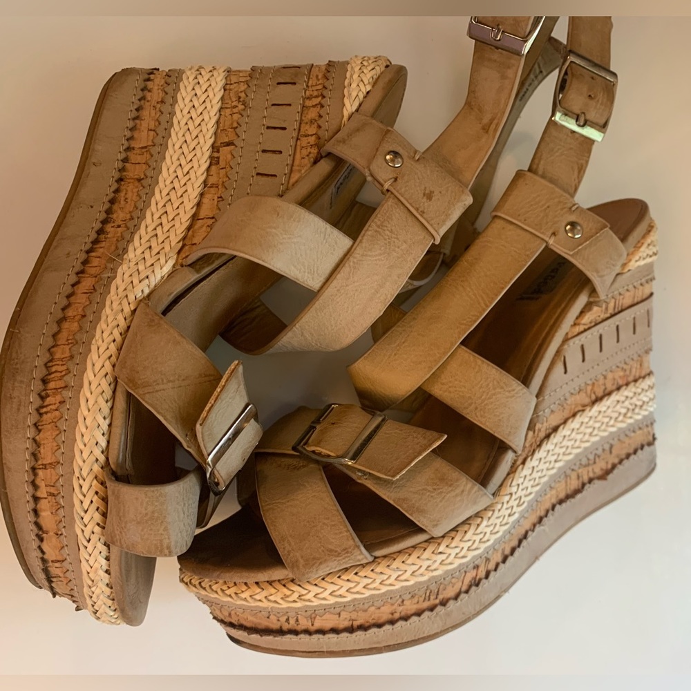 Not Rated Wedge Heels. Size 9. Very Good condition. Cream, Tan, cork.